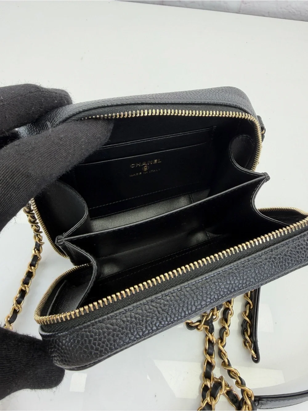 CHANEL Caviar Quilted CC Filigree Vanity Clutch With Chain Black